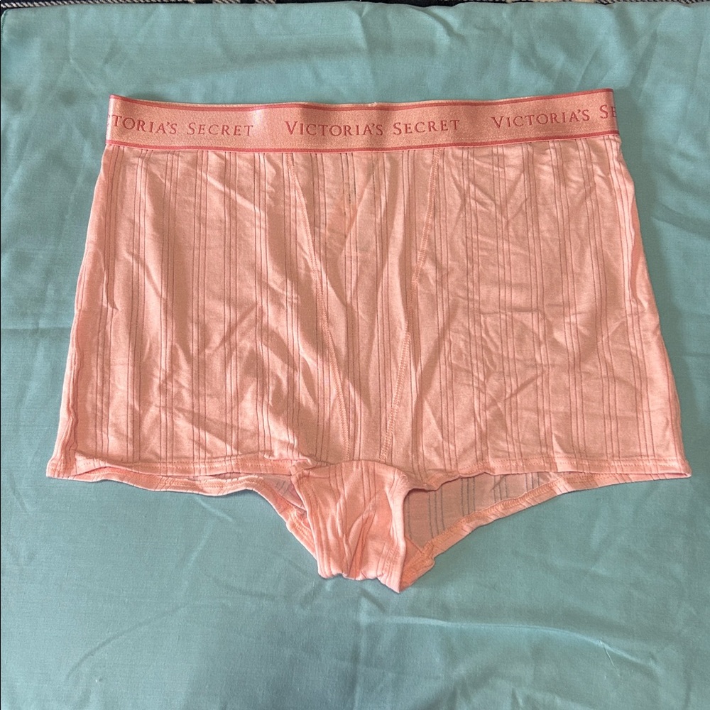 Victoria's Secret Coral Boxers nwt size small